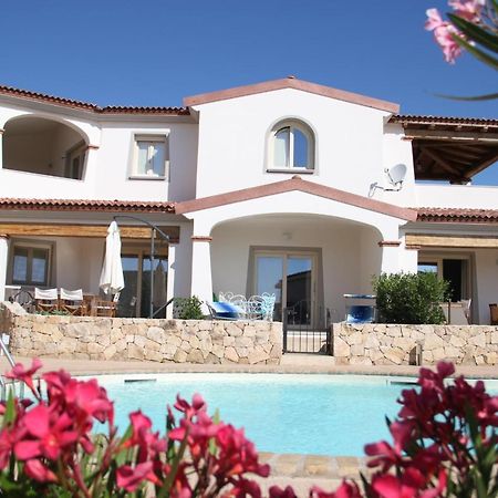 Mediterranean Sea Shell Pool House ブドーニ エクステリア 写真
